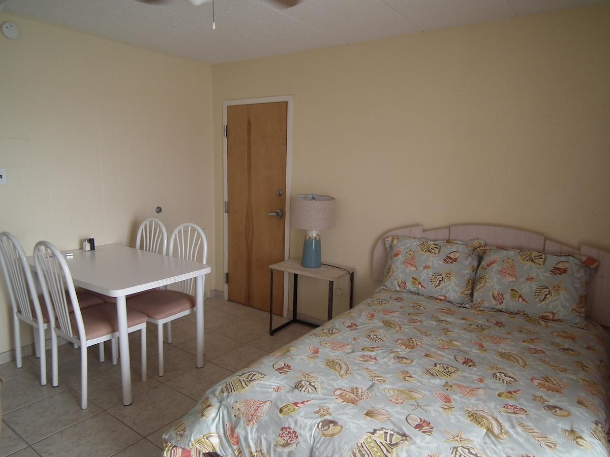 Madrid Ocean Front Condominium Wildwood Crest Room photo
